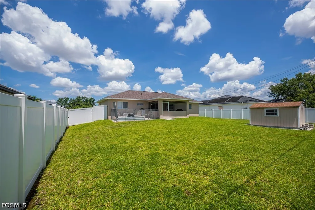 2125 NE 10th Avenue Cape Coral FL 33909
