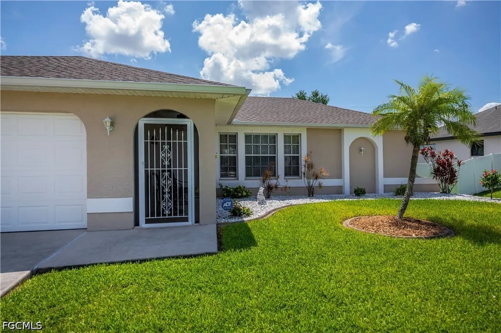 2125 NE 10th Avenue Cape Coral FL 33909