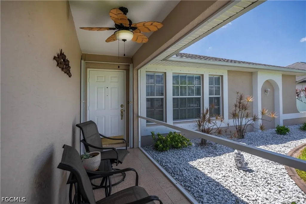 2125 NE 10th Avenue Cape Coral FL 33909