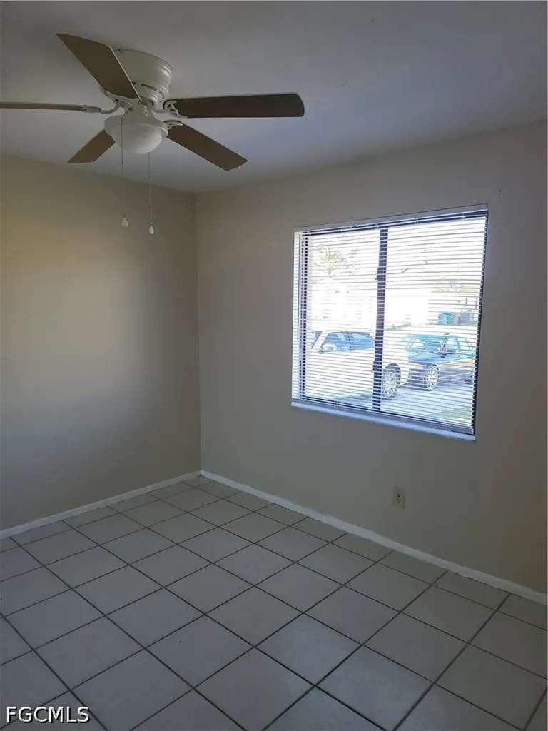 3705 SW Santa Barbara Place Cape Coral FL 33914