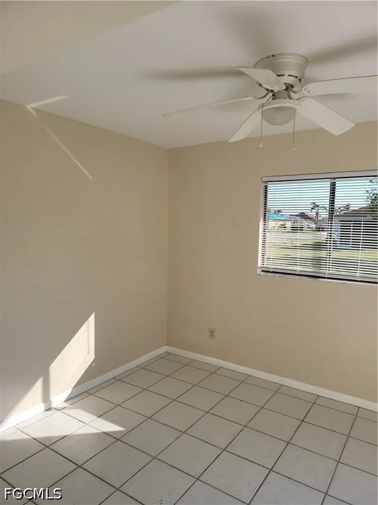 3705 SW Santa Barbara Place Cape Coral FL 33914