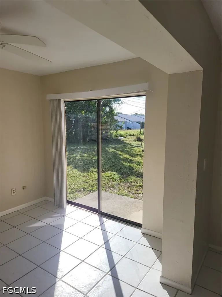 3705 SW Santa Barbara Place Cape Coral FL 33914
