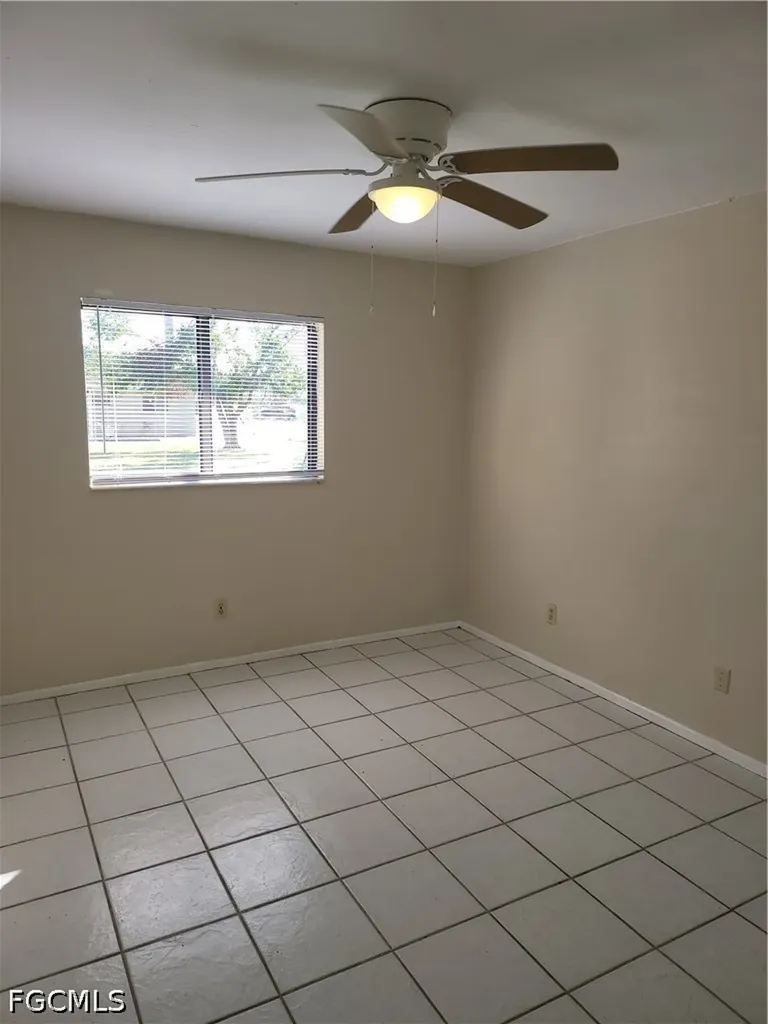 3705 SW Santa Barbara Place Cape Coral FL 33914
