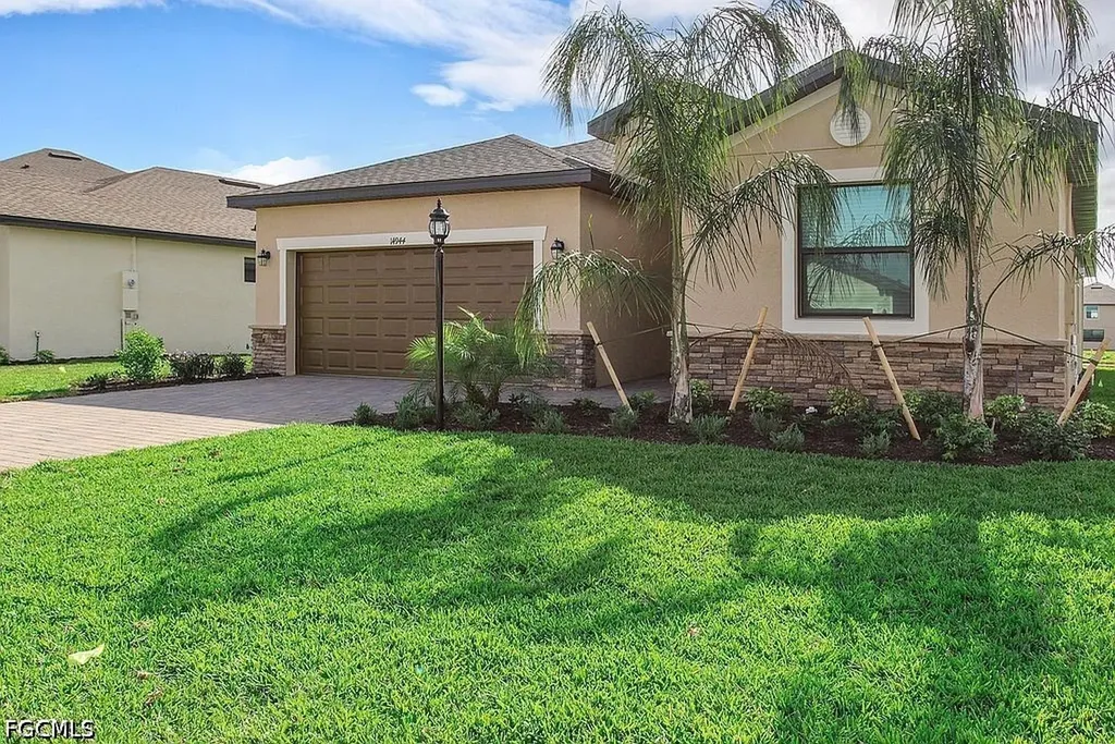 Fort Myers FL, 14882 Portico Boulevard