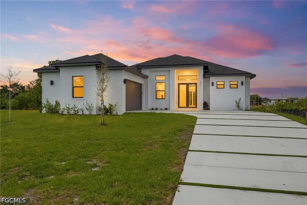 Cape Coral FL, 227 NE 15th Street