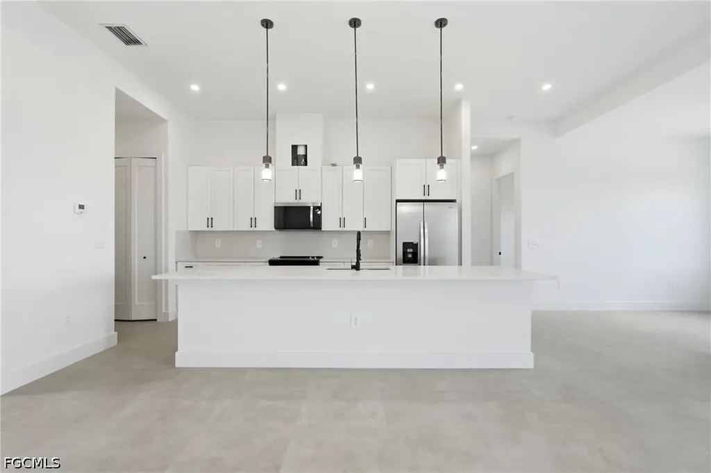 227 NE 15th Street Cape Coral FL 33909