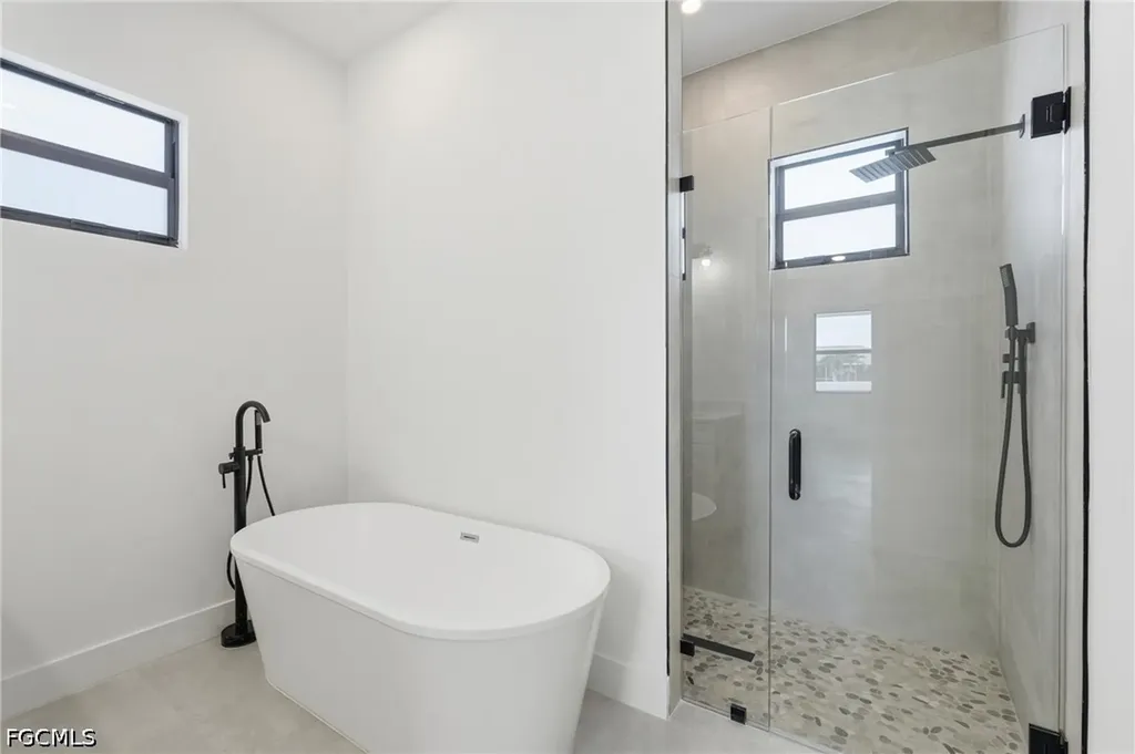 227 NE 15th Street Cape Coral FL 33909