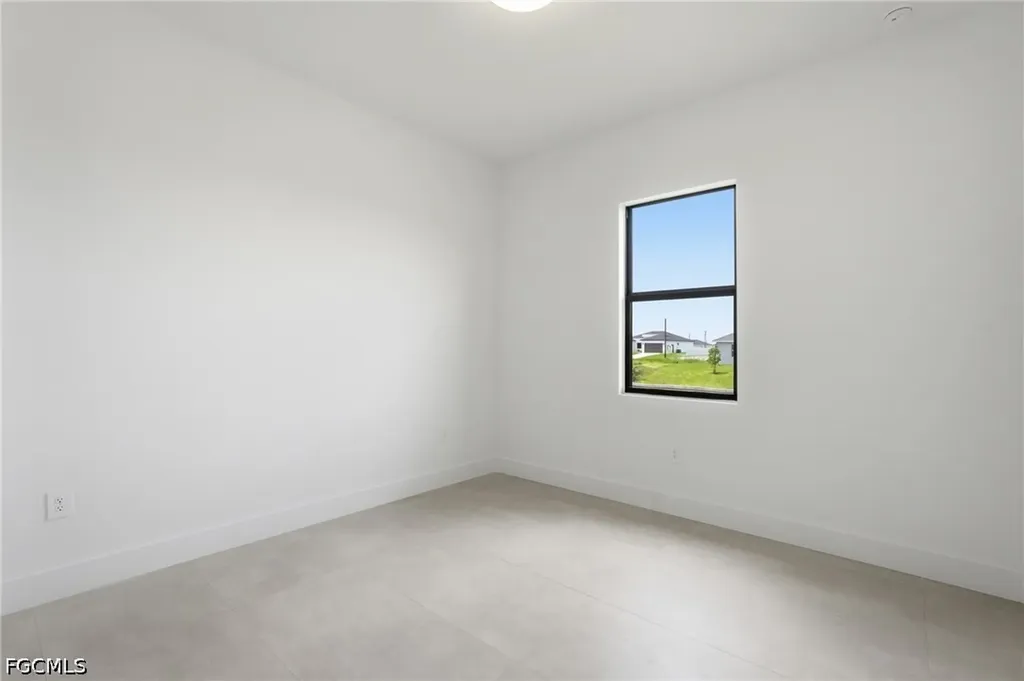 227 NE 15th Street Cape Coral FL 33909