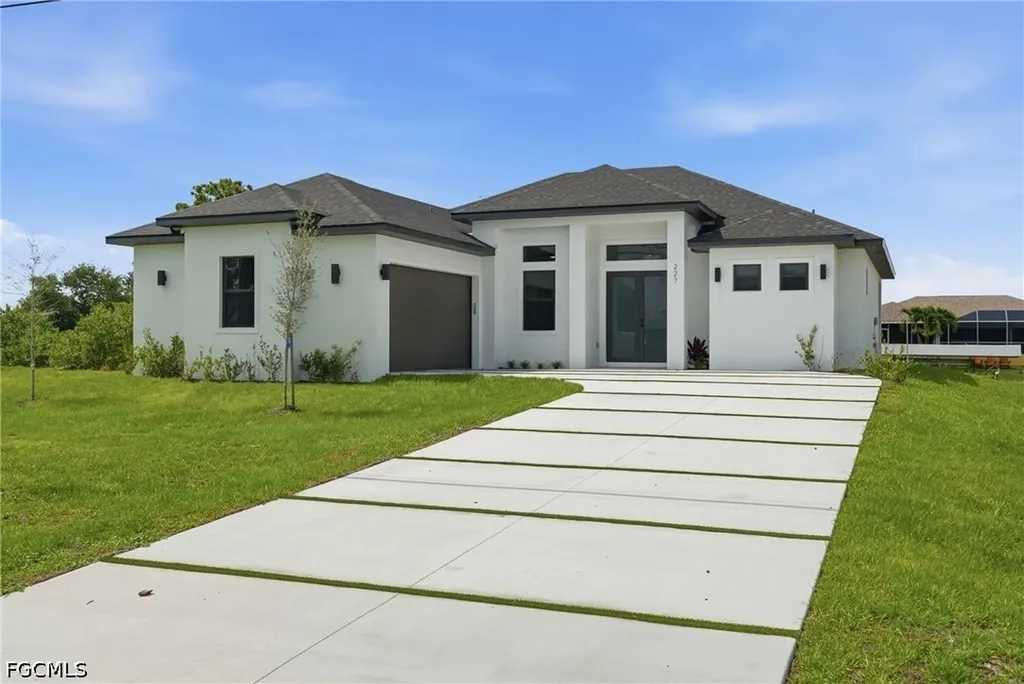 227 NE 15th Street Cape Coral FL 33909