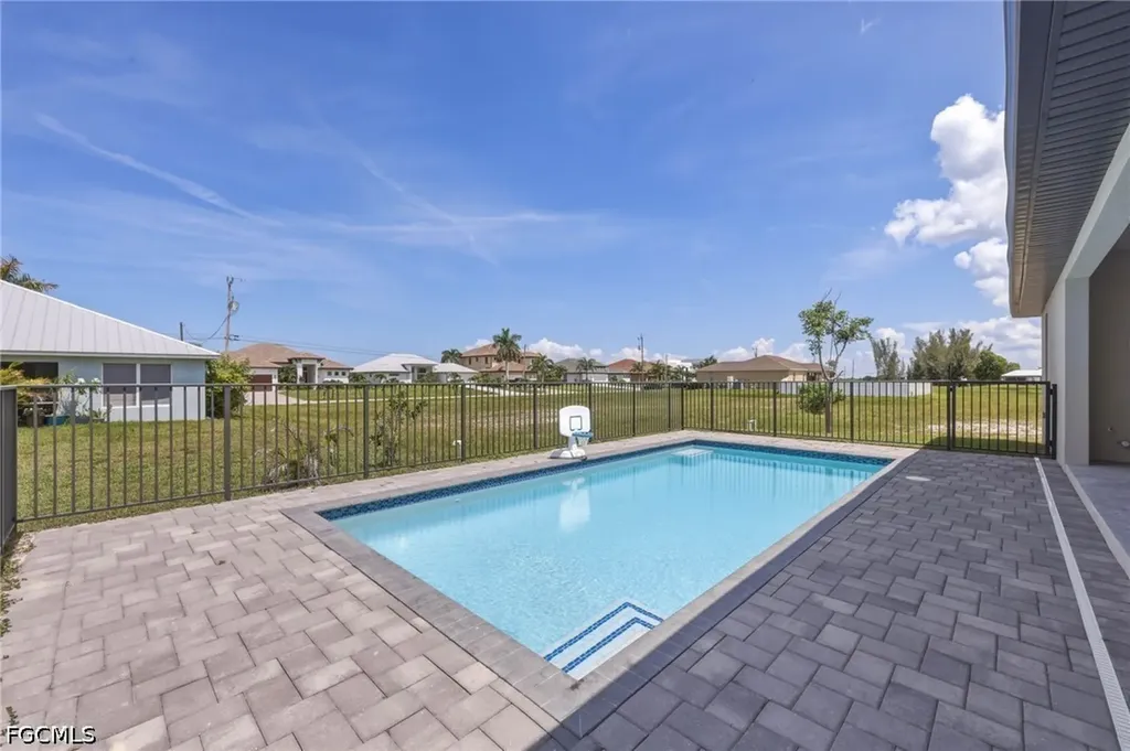 2830 NW 46th Place Cape Coral FL 33993