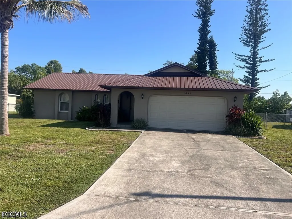 1015 SE 25th Terrace Cape Coral FL 33904