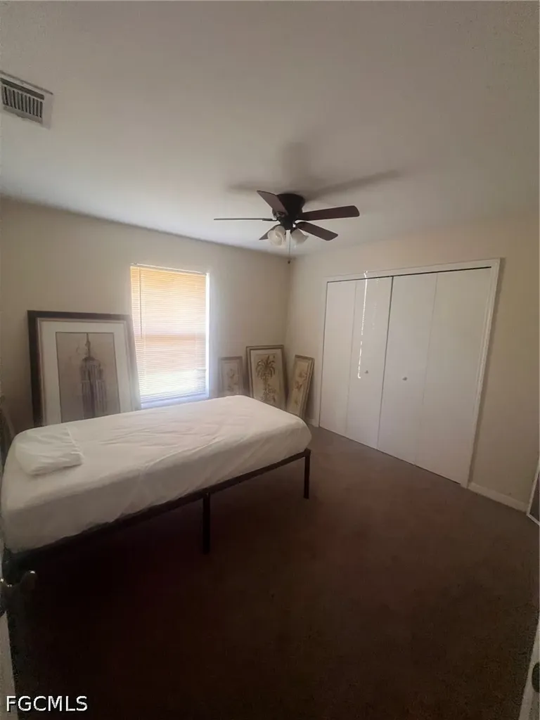 1015 SE 25th Terrace Cape Coral FL 33904