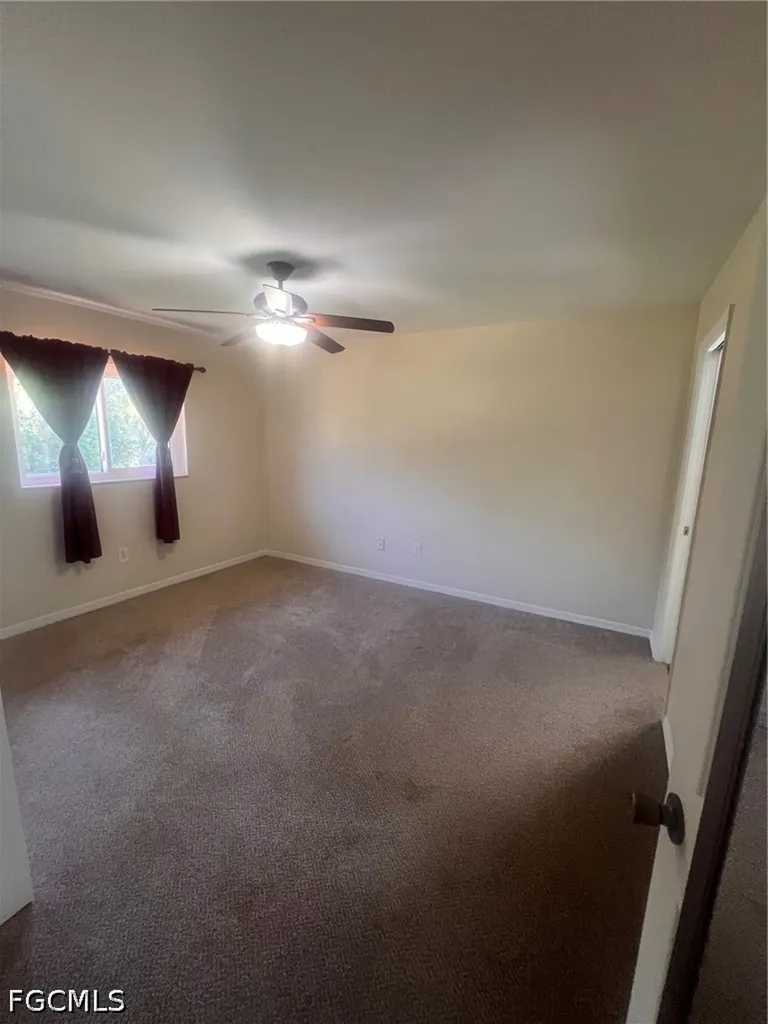 1015 SE 25th Terrace Cape Coral FL 33904