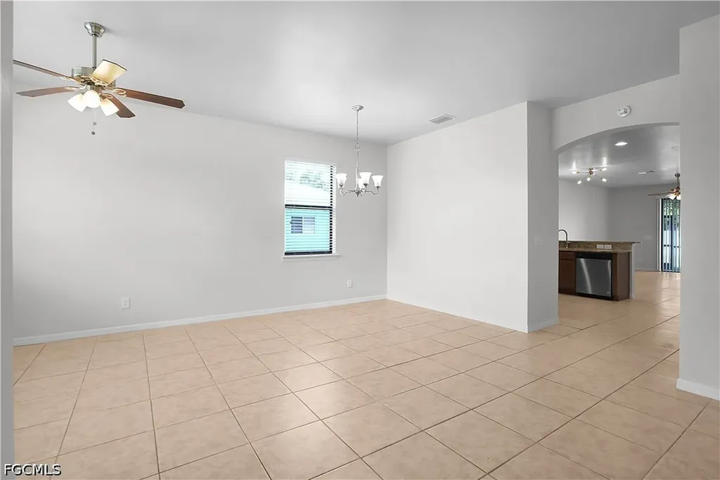 820 SW 9th Avenue Cape Coral FL 33991