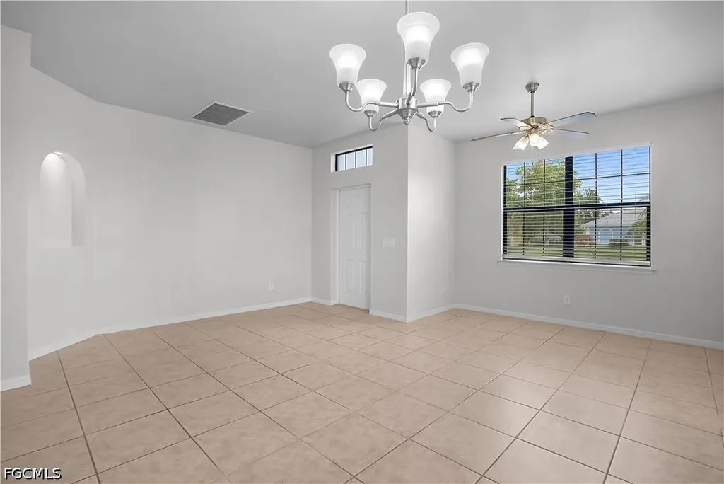 820 SW 9th Avenue Cape Coral FL 33991