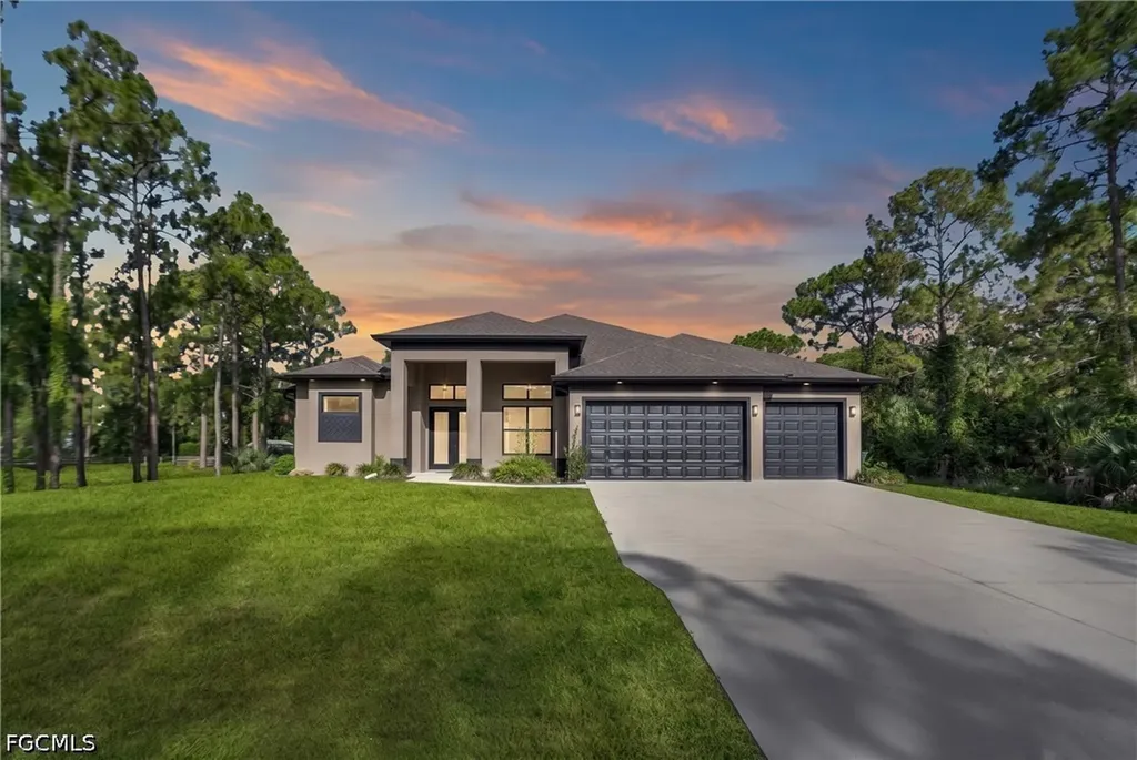 1109 Rush Avenue Lehigh Acres FL 33972