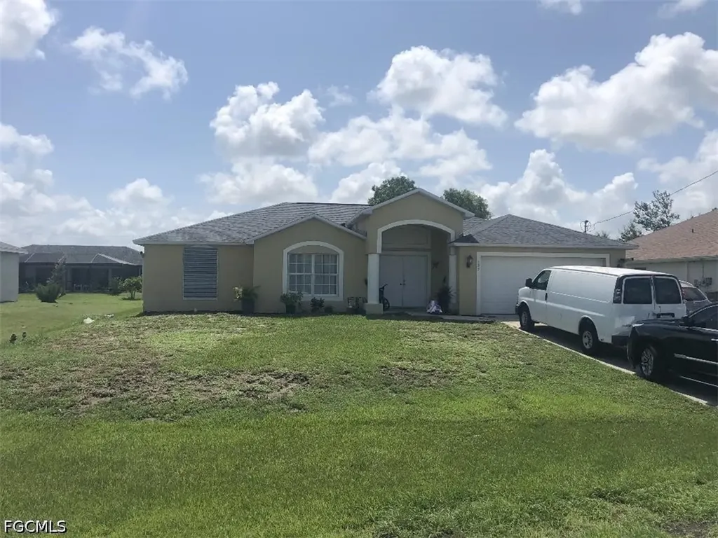 403 SW 30th Avenue Cape Coral FL 33991