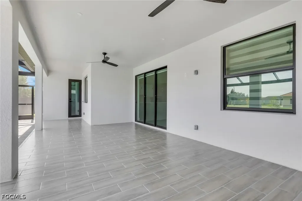 407 SE 16th Street Cape Coral FL 33990
