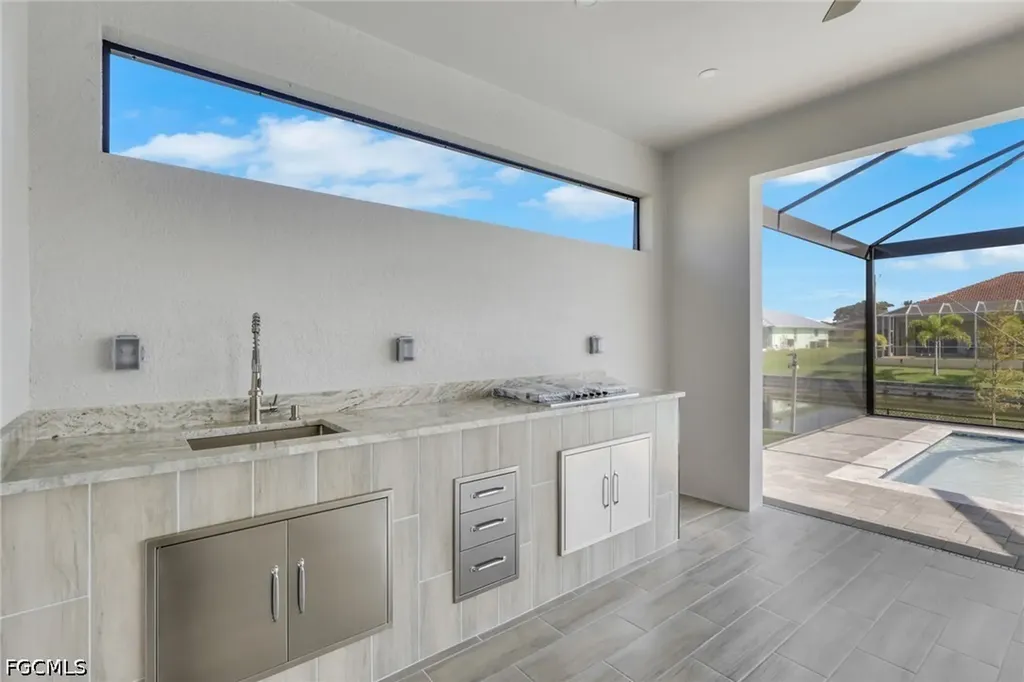 407 SE 16th Street Cape Coral FL 33990