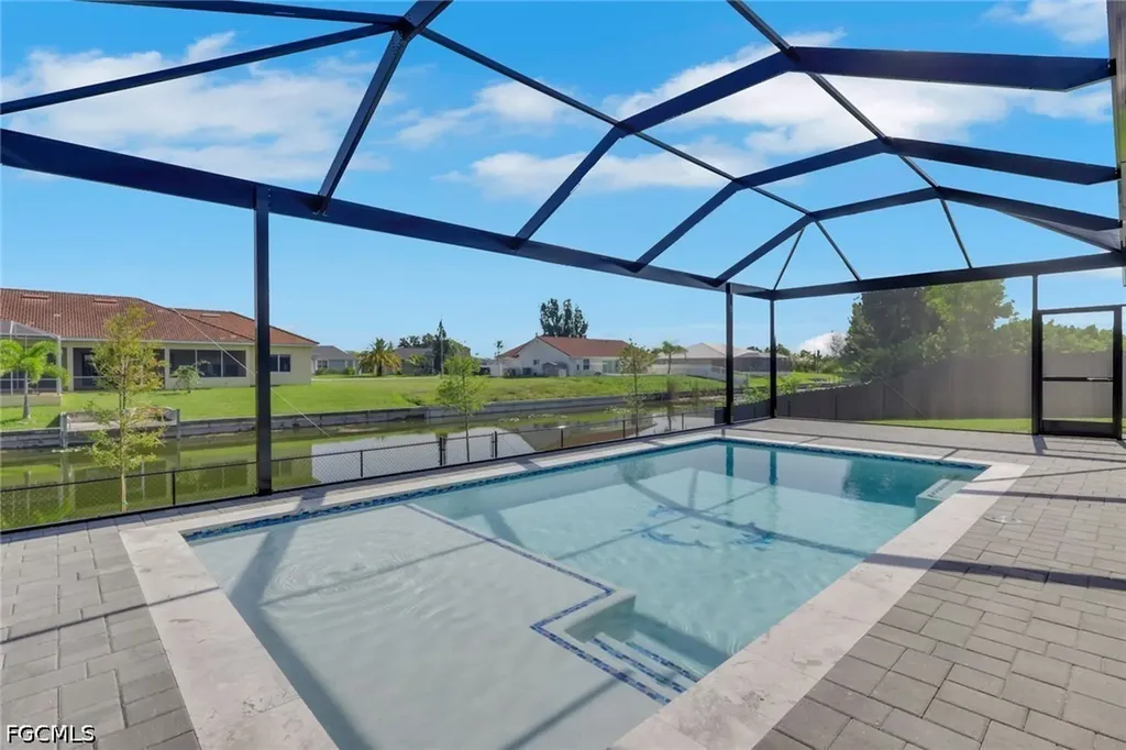 407 SE 16th Street Cape Coral FL 33990