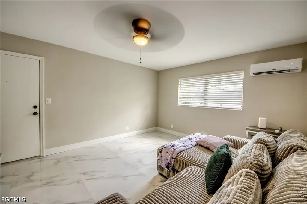 2544 1st Street Fort Myers FL 33901