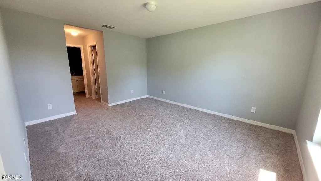 3002 NE 7th Avenue Cape Coral FL 33909
