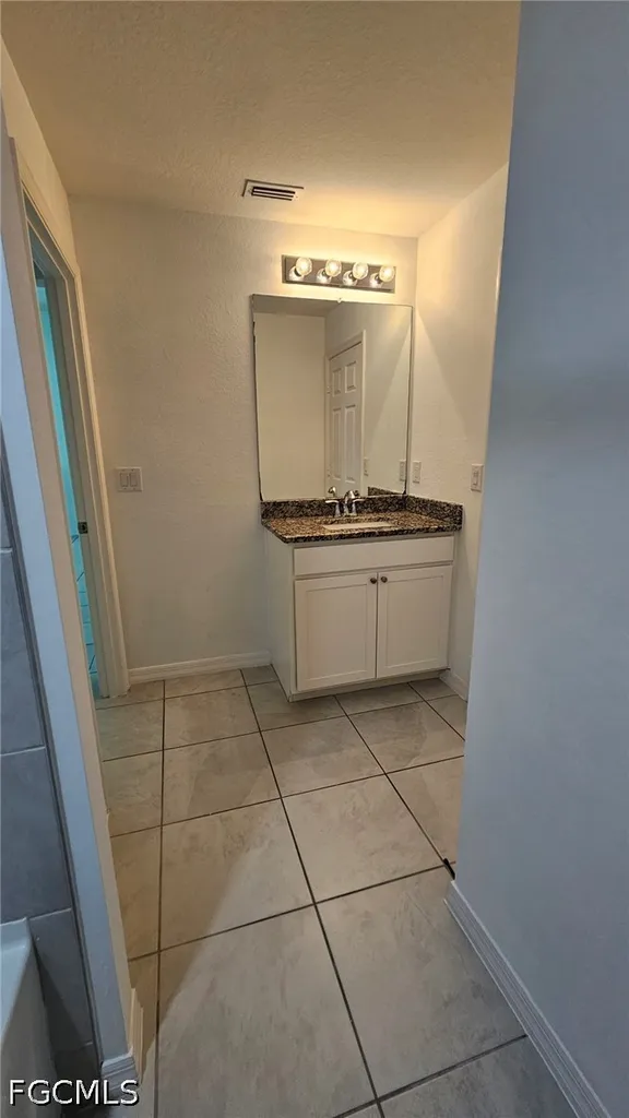 3002 NE 7th Avenue Cape Coral FL 33909