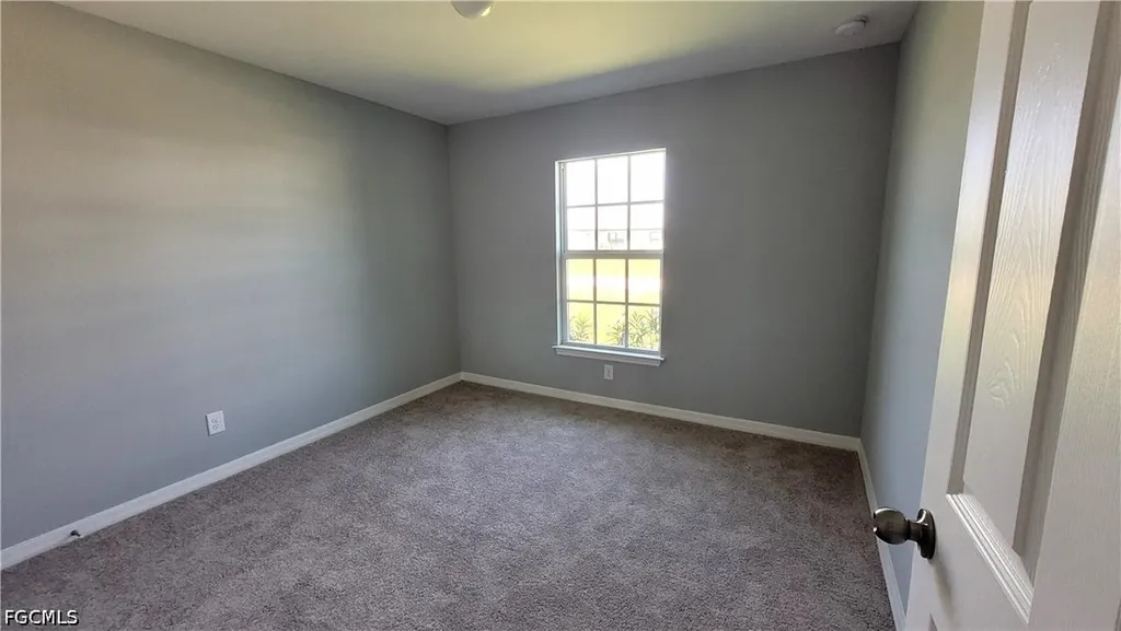3002 NE 7th Avenue Cape Coral FL 33909