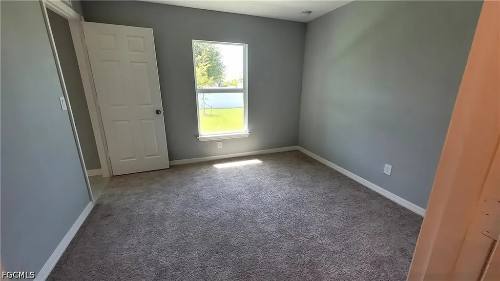 3002 NE 7th Avenue Cape Coral FL 33909
