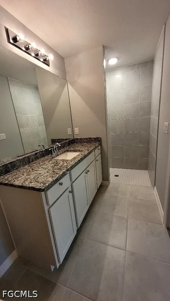 3002 NE 7th Avenue Cape Coral FL 33909