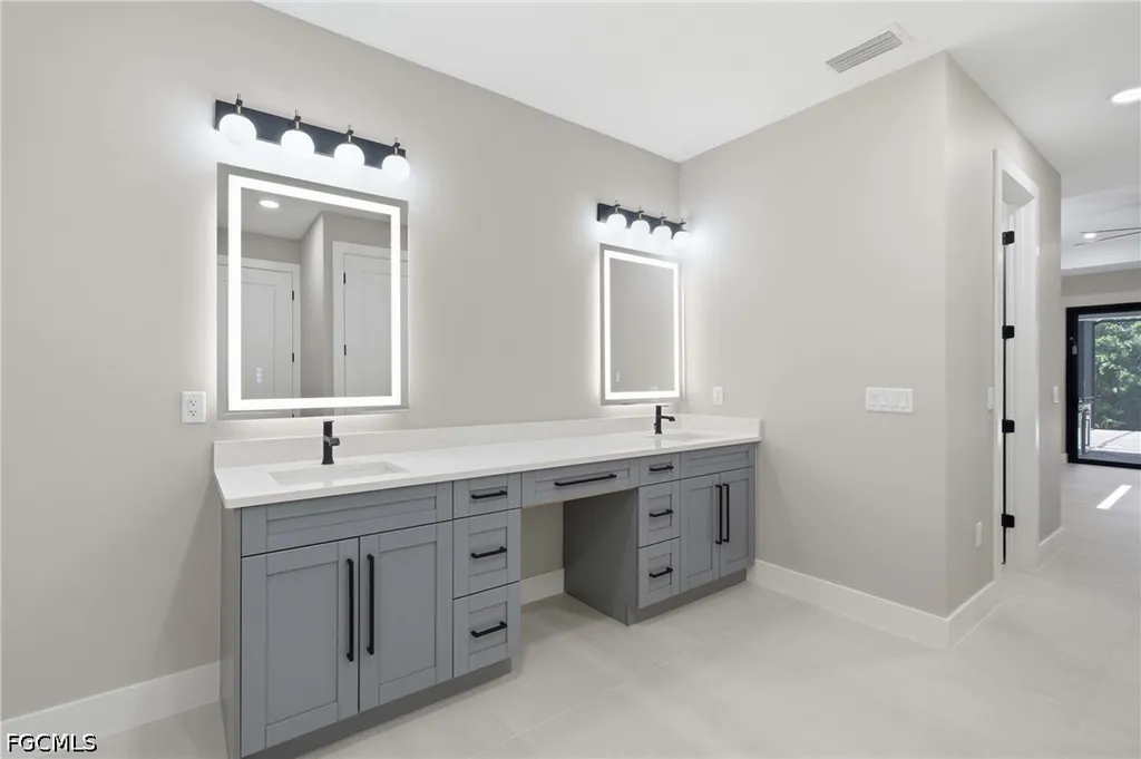 2306 SW 16th Terrace Cape Coral FL 33991