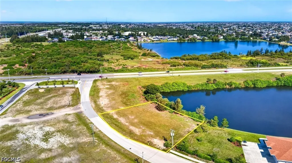 1483 SW 6th Terrace Cape Coral FL 33991