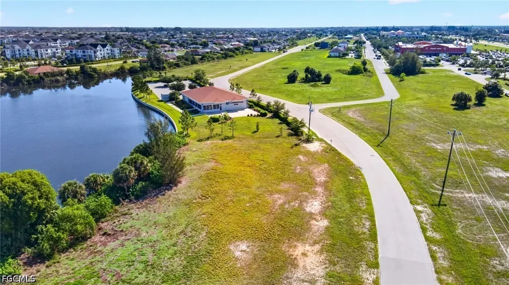 1483 SW 6th Terrace Cape Coral FL 33991