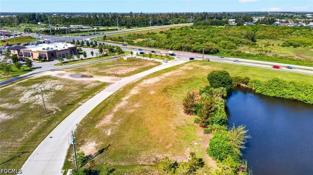1483 SW 6th Terrace Cape Coral FL 33991