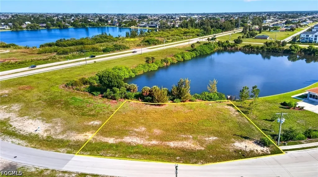 1483 SW 6th Terrace Cape Coral FL 33991