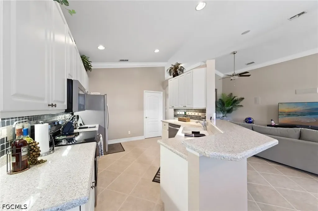 15586 Alton Drive Fort Myers FL 33908