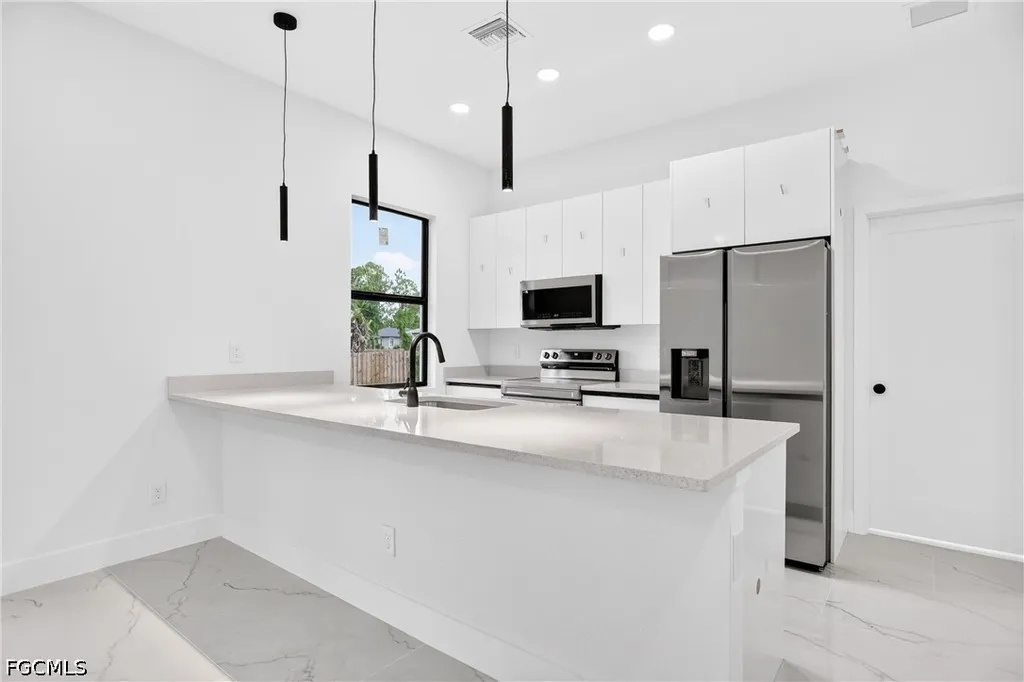 1156 Damen Street E Lehigh Acres FL 33974