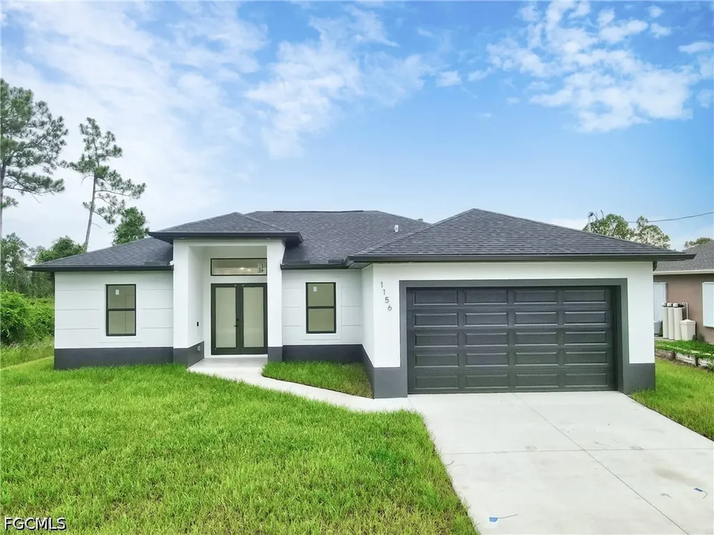 1156 Damen Street E Lehigh Acres FL 33974