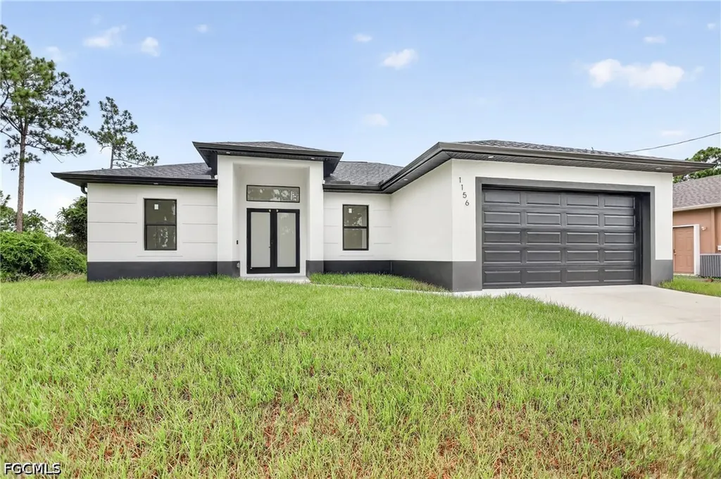 1156 Damen Street E Lehigh Acres FL 33974