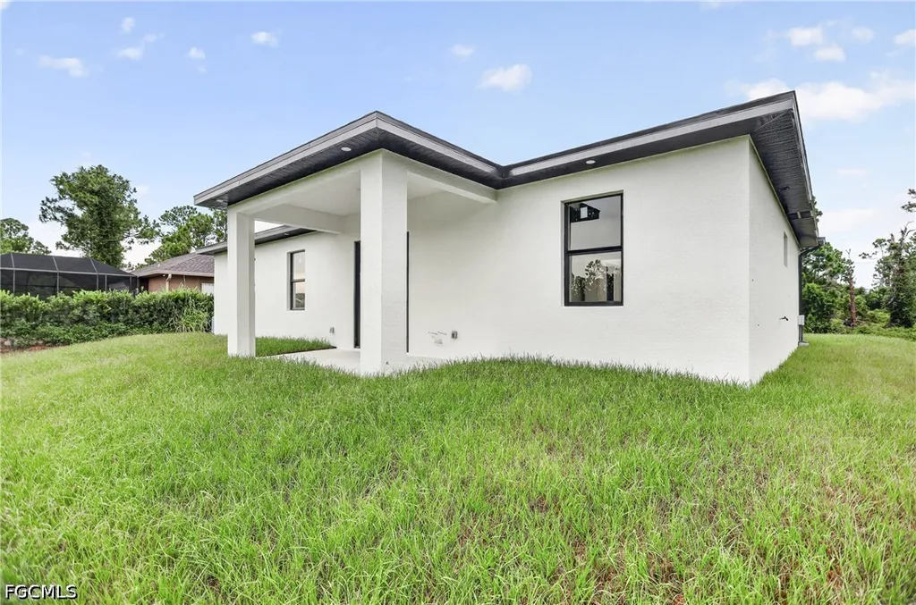 1156 Damen Street E Lehigh Acres FL 33974