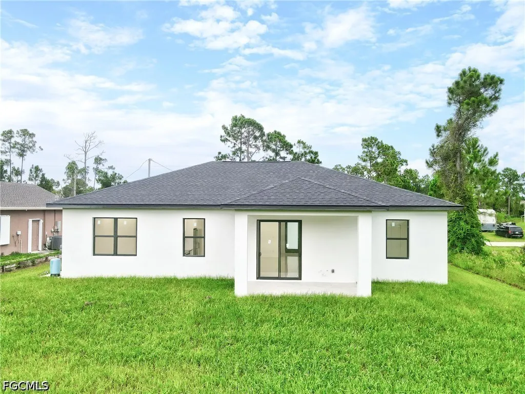 1156 Damen Street E Lehigh Acres FL 33974