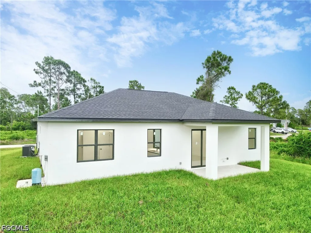 1156 Damen Street E Lehigh Acres FL 33974