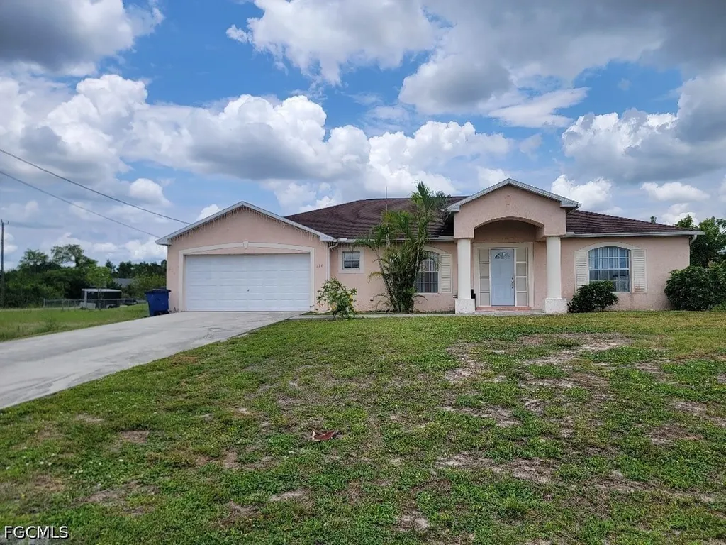 804 Bert Avenue N Lehigh Acres FL 33971