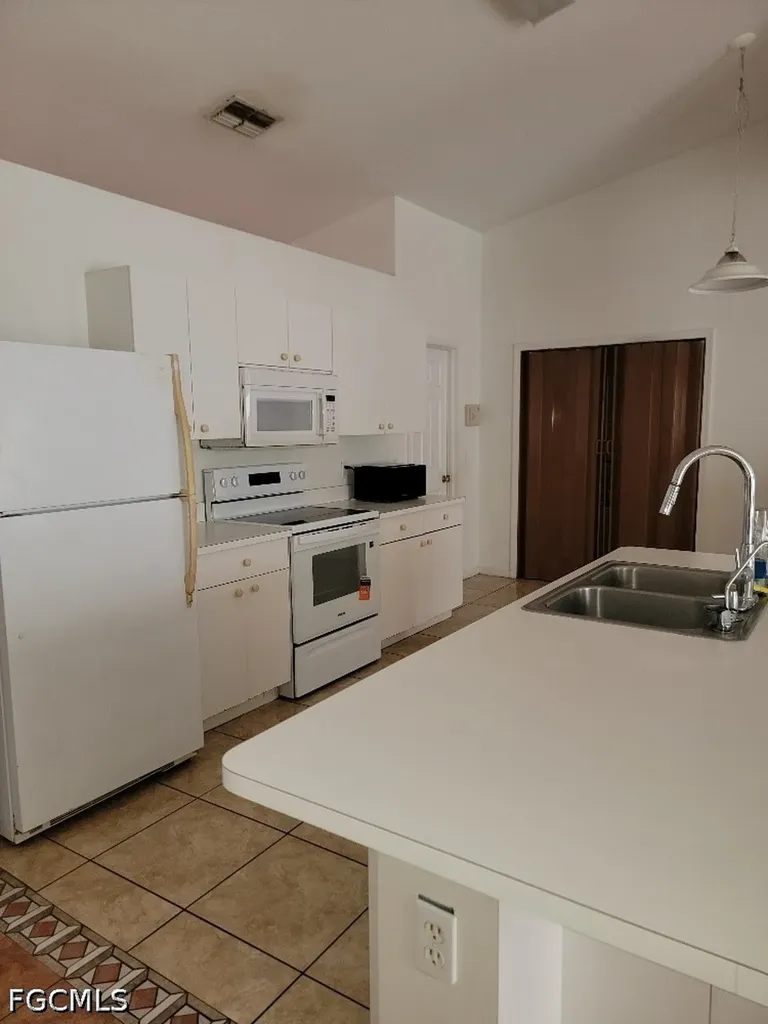 804 Bert Avenue N Lehigh Acres FL 33971