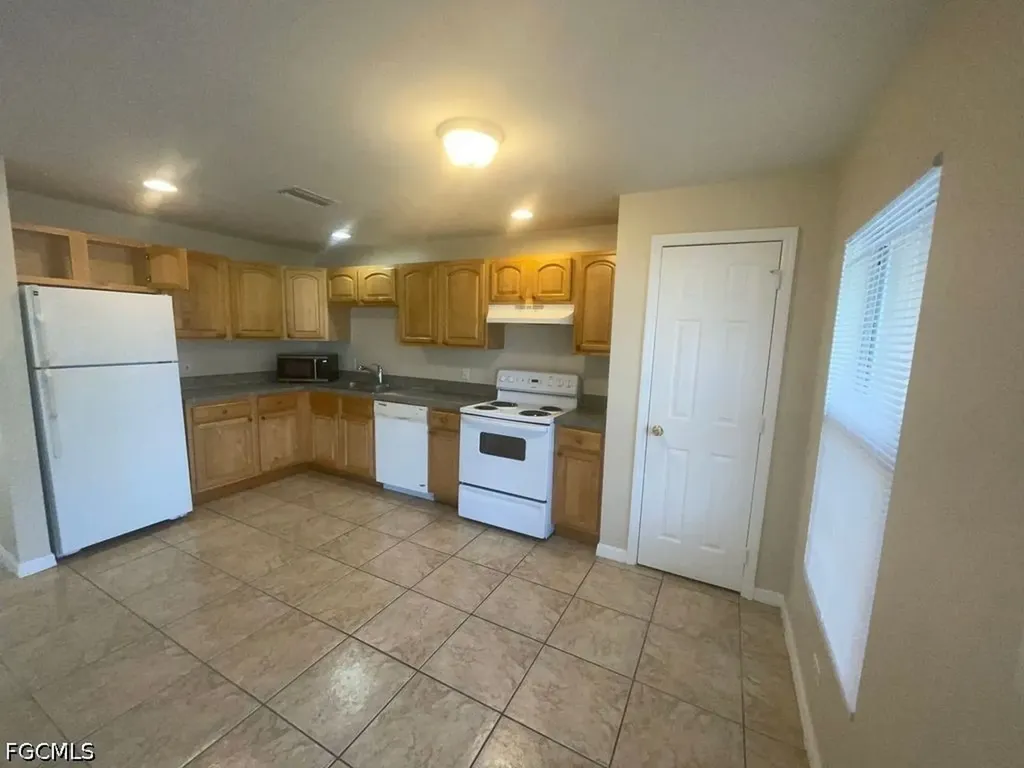210 Hightower Avenue S Lehigh Acres FL 33973