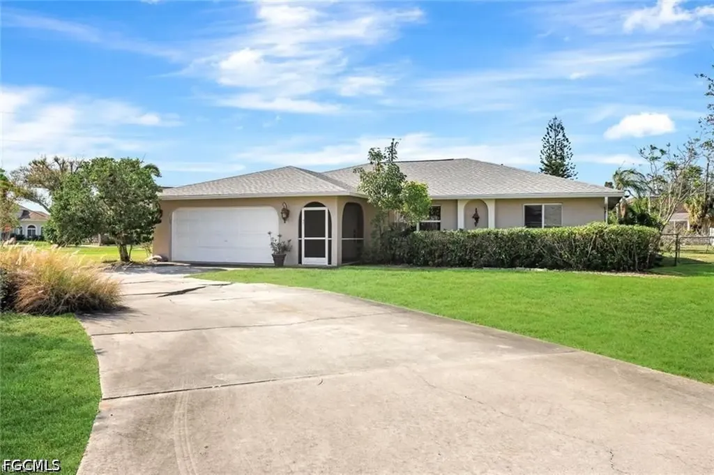 Cape Coral FL, 1124 SE 4th Street