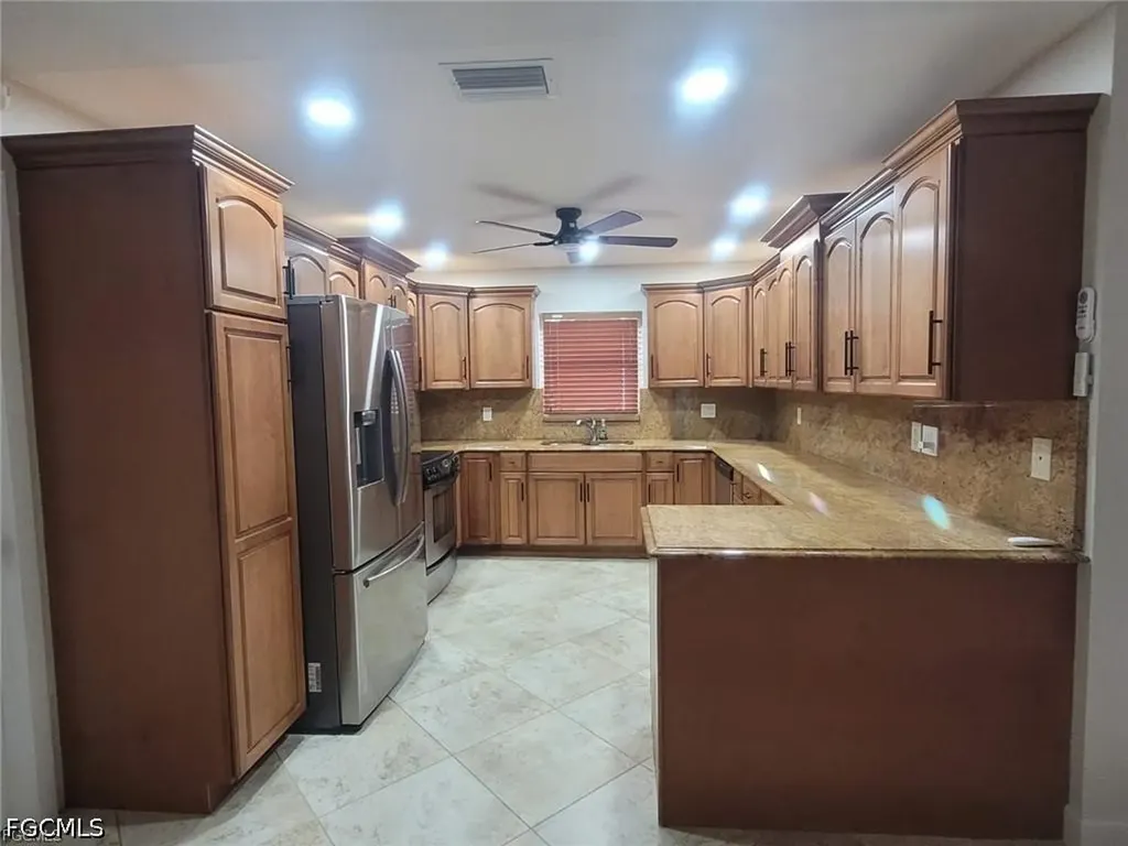 1124 SE 4th Street Cape Coral FL 33990