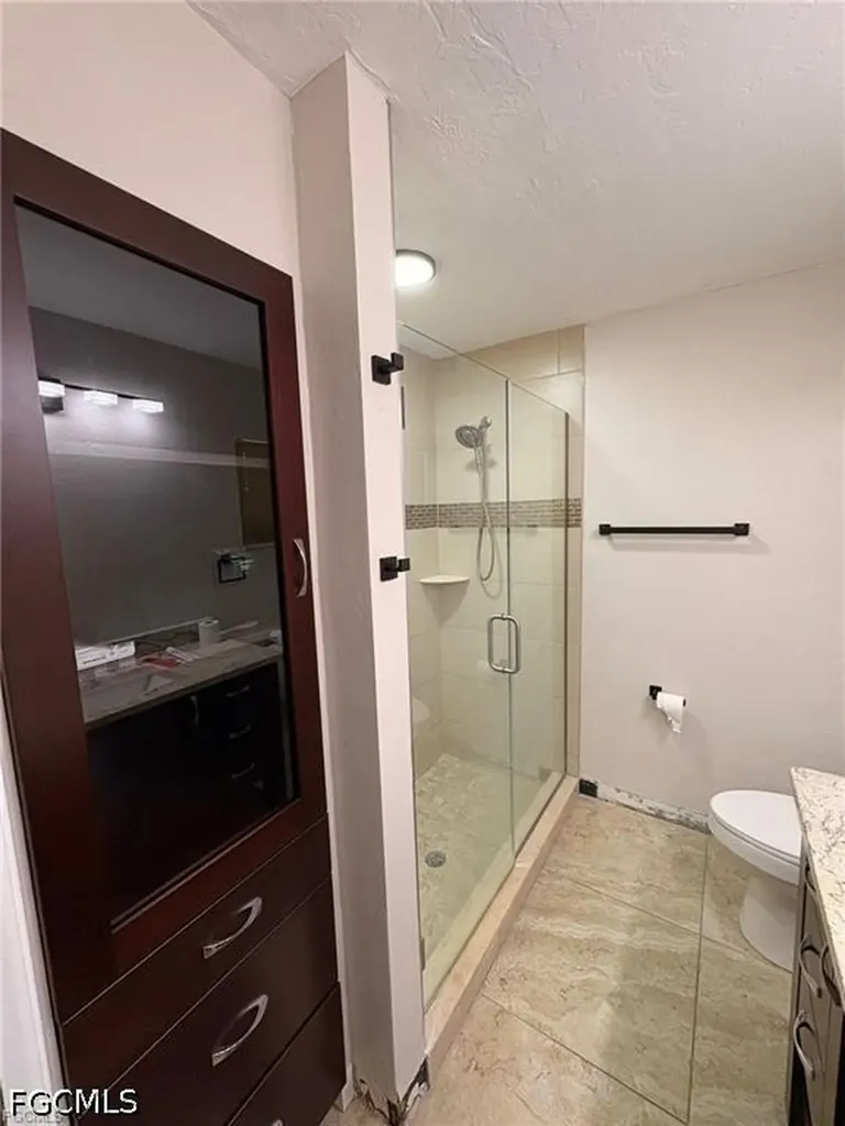 1124 SE 4th Street Cape Coral FL 33990