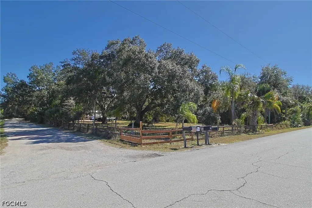 2971 Styles Road Alva FL 33920