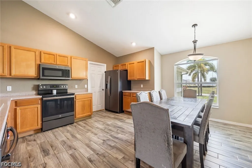 1605 NW 23rd Street Cape Coral FL 33993